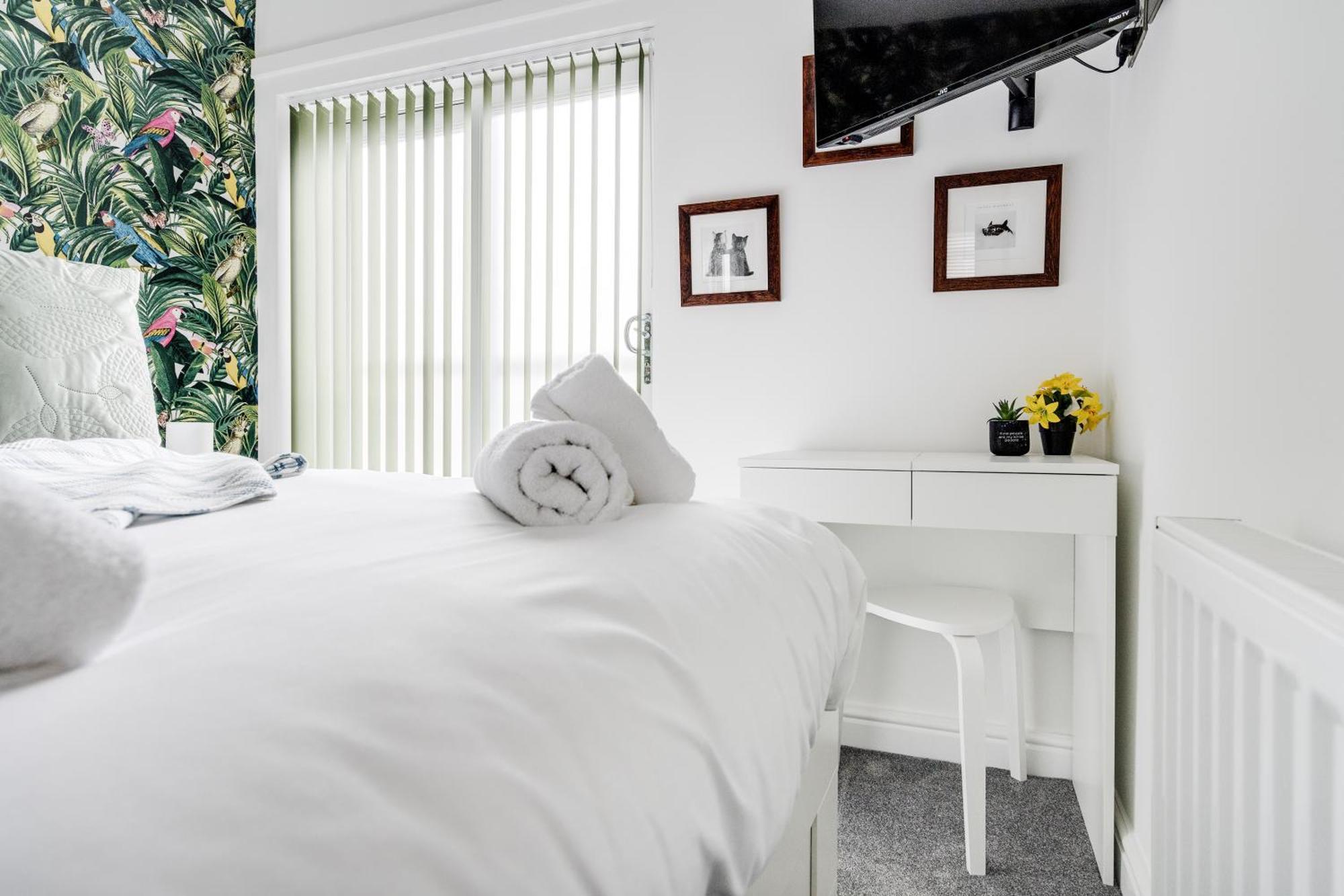 Buxton Apartment - 1 Bed, Free Parking, Wi-Fi Hazel Grove エクステリア 写真