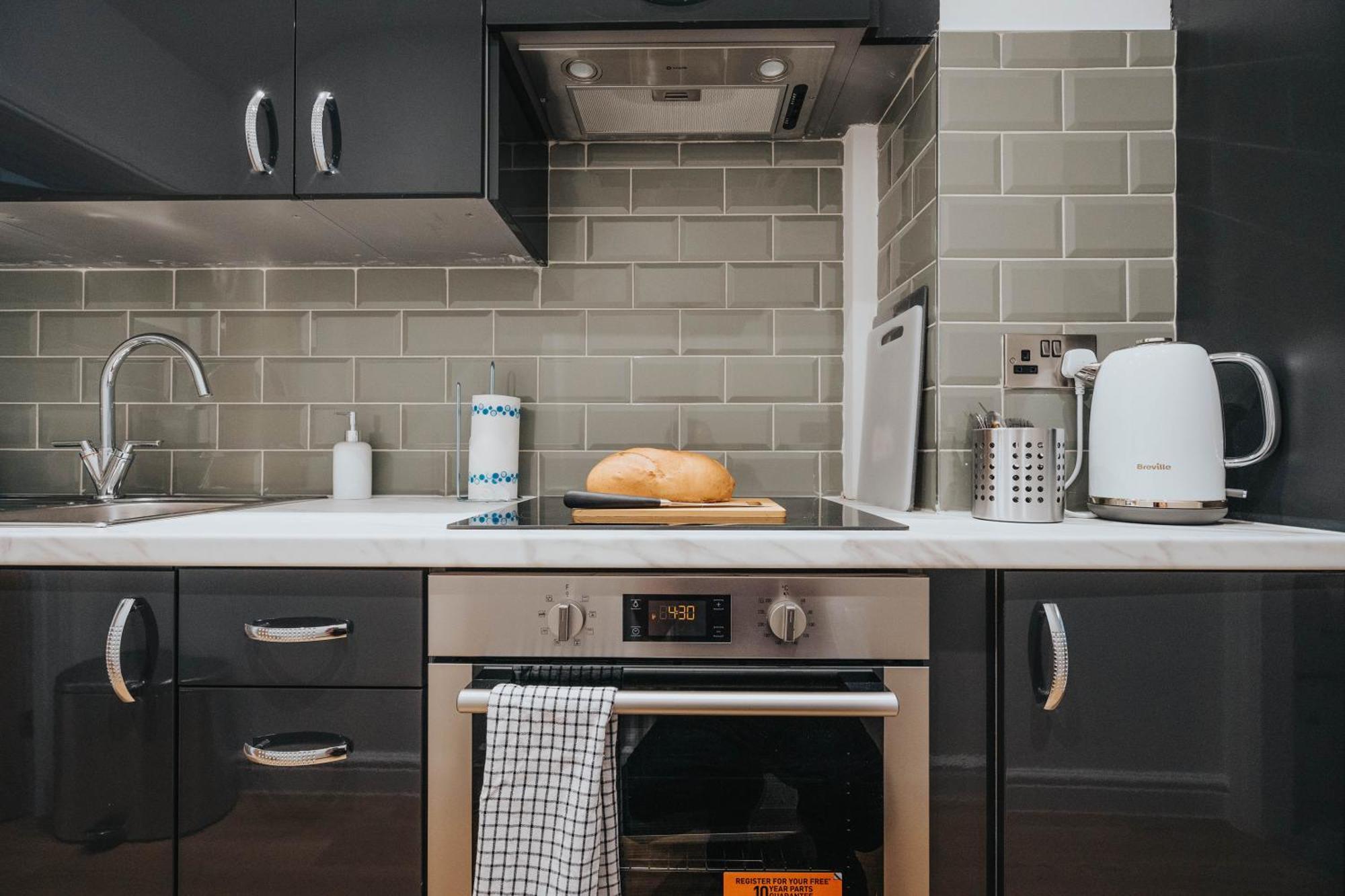Buxton Apartment - 1 Bed, Free Parking, Wi-Fi Hazel Grove エクステリア 写真