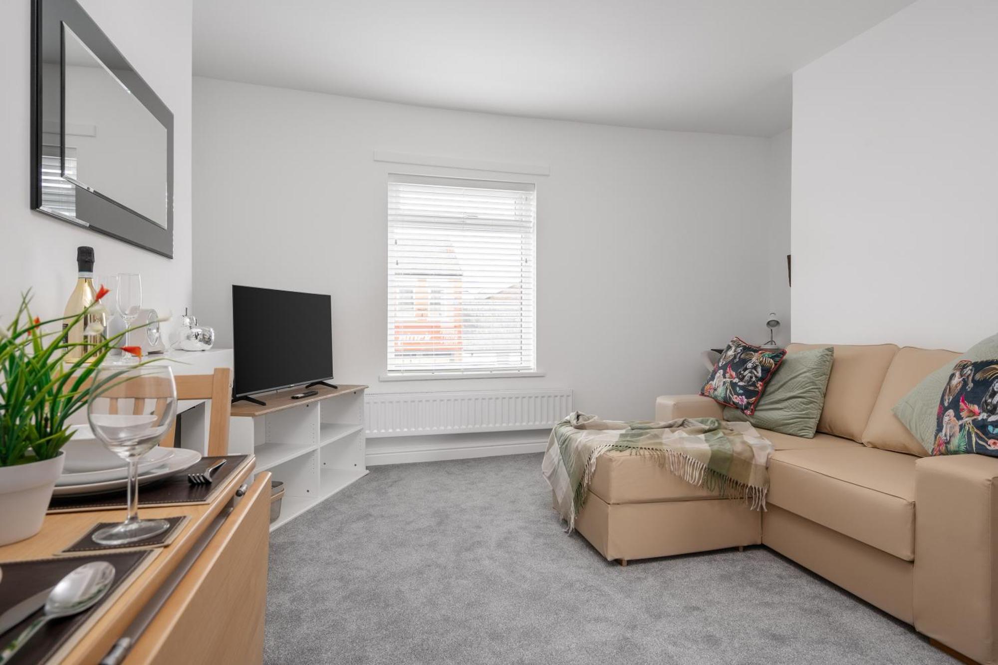 Buxton Apartment - 1 Bed, Free Parking, Wi-Fi Hazel Grove エクステリア 写真
