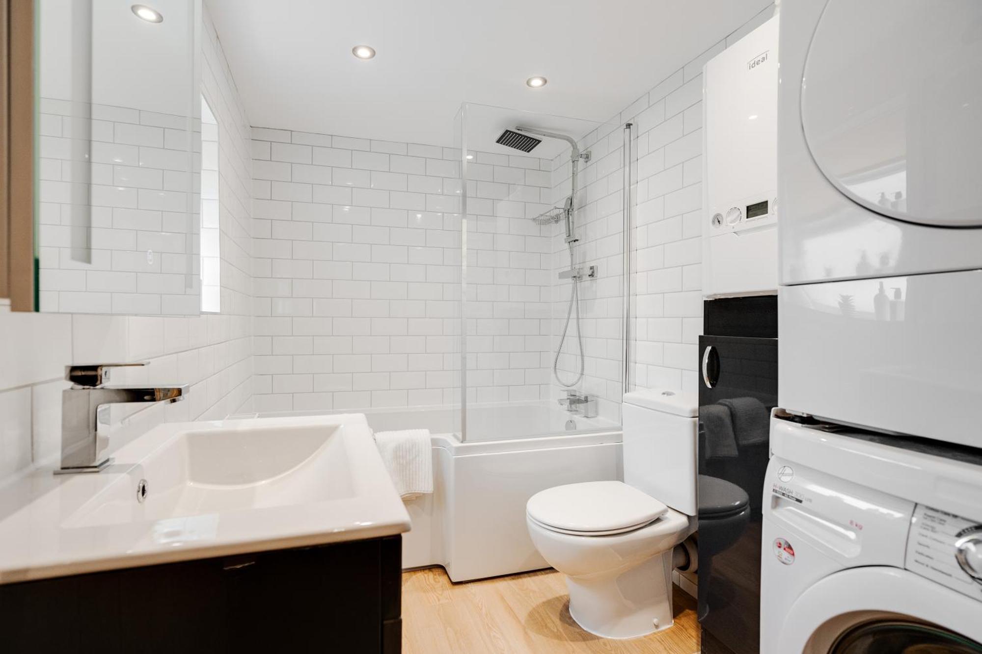 Buxton Apartment - 1 Bed, Free Parking, Wi-Fi Hazel Grove エクステリア 写真