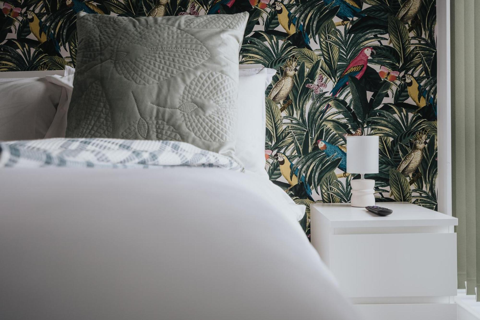 Buxton Apartment - 1 Bed, Free Parking, Wi-Fi Hazel Grove エクステリア 写真